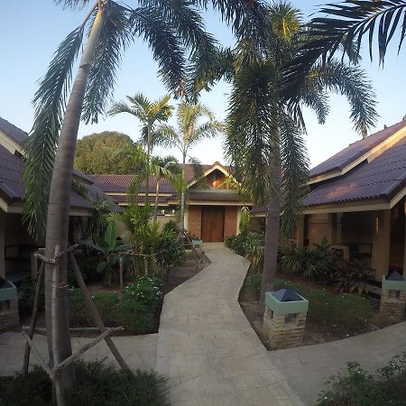 Mamaungpaa Hill Resort Takhli Kültér fotó